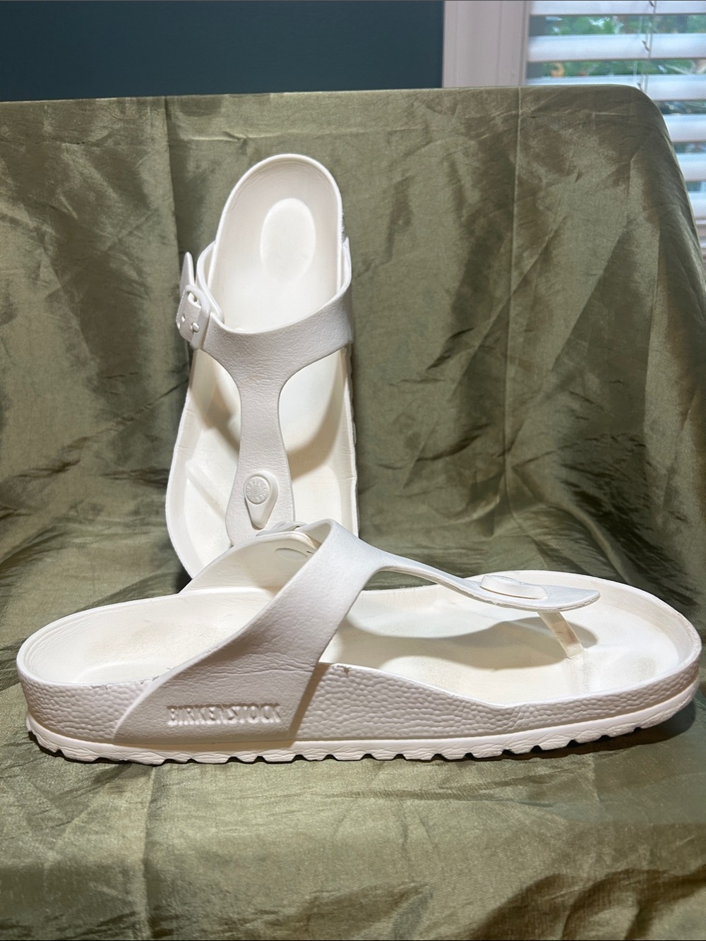 Birkenstock Gizeh Essentials Sandals in good condition.  Women’s size 39 - Picture 2 of 6
